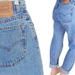 High rise 90s 551 Levi’s size 16s